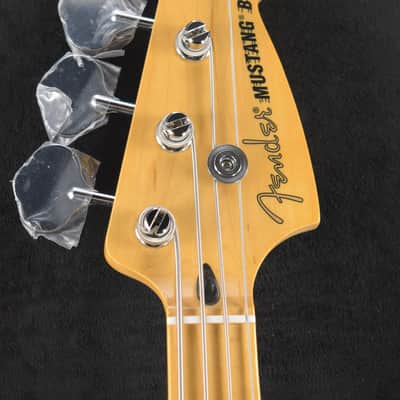 Fender Player II Mustang Bass PJ 3-Color Sunburst Maple Fingerboard image 5
