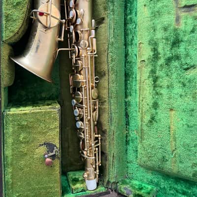 Buescher True Tone Alto Saxophone 1924 - Gold image 11
