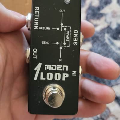 Moen 1 Loop 2010s - Black image 1
