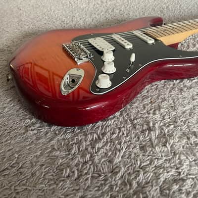 Fender Player Stratocaster HSS Plus Top 2020 MIM Cherry Burst Maple Neck Guitar image 3