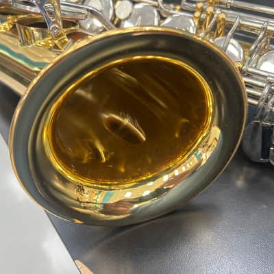 Yamaha YAS-26 Standard Alto Saxophone 2010s - Lacquered Brass image 11