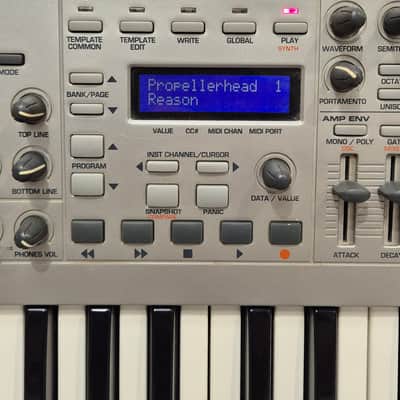 Novation X-Station 61-Key 8-Voice Synthesizer with USB Interface 2004 Silver image 2