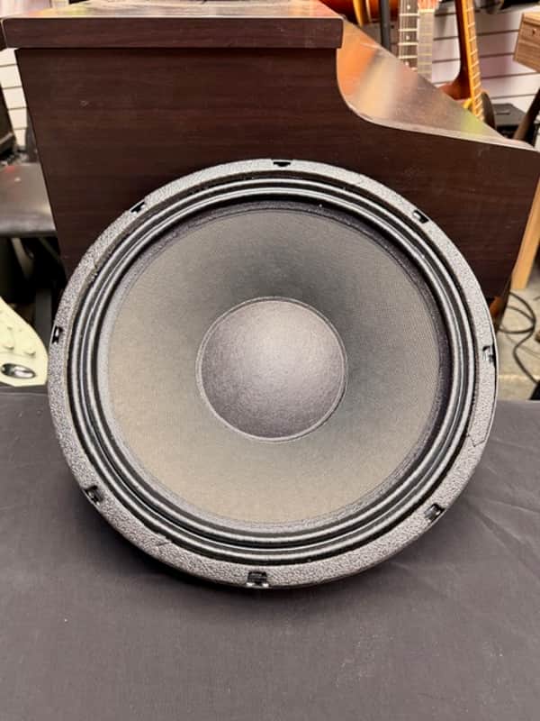 Eminence Basslite S2012 12" Neodymium Bass Guitar Speaker (8 Ohm, 300W Peak) – Open Box / Brand New image 1