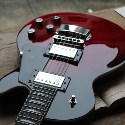 HAGSTROM Super Swede Crimson Flame, HARDCASE, 3, 80 KG image 2