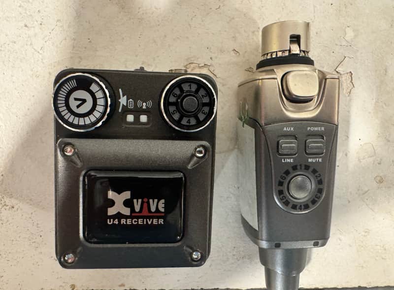 Xvive Xvive U4 Wireless In-Ear Monitor System image 1