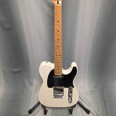 Fender Player Telecaster with Maple Fretboard 2018 - 2024 - Polar White