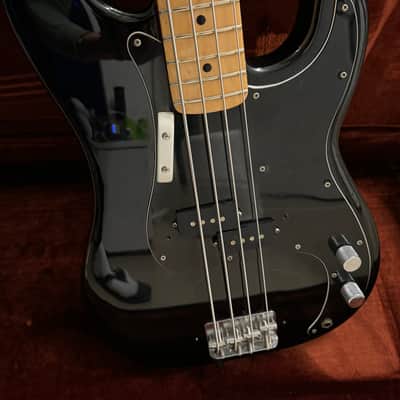 Fender Precision Bass with Maple Fretboard 1970 - 1983 - Black image 11