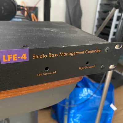 Miller & Kreisel LFE-4 Bass Management Controller 2003 - Good image 2