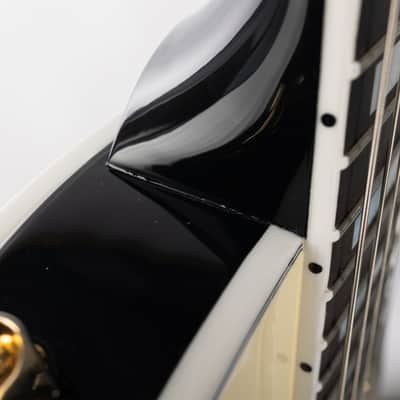 Gibson Les Paul Custom 70s, Buttercream Top | Demo image 17