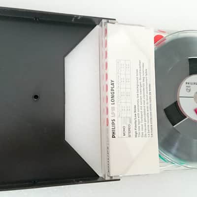 Philips LP 18 7-inch High Fidelity Low Noise Magnetic Tape - into original plastic case image 7