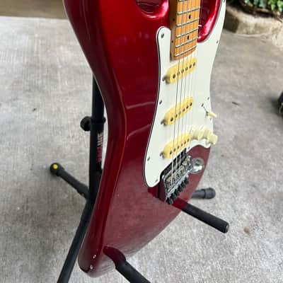 Fender Contemporary Series Made in Japan SSS Stratocaster 1985 - 1987 - Red image 11