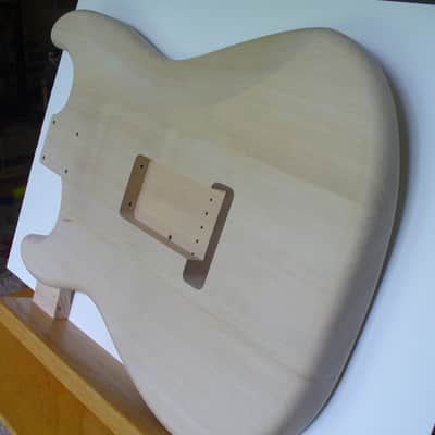 Exotic '62 S-Style Quarter Sawn American Sycamore Guitar Body for Strat® Neck Natural made in USA image 4