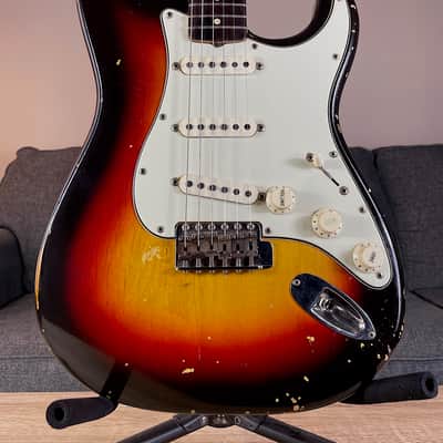 1964 Fender Stratocaster 3-Color Sunburst image 1