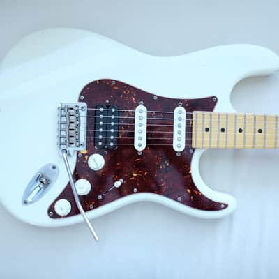 Suhr Antique Classic 2015 light relic, Thornbucker 7.8 lbs image 2