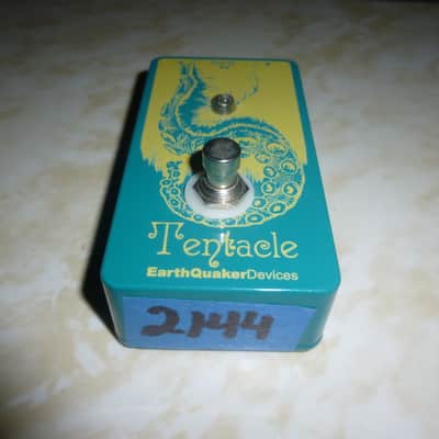 EarthQuaker Devices Tentacle Analog Octave Up 2015 - 2017 - Teal / Yellow Print image 3