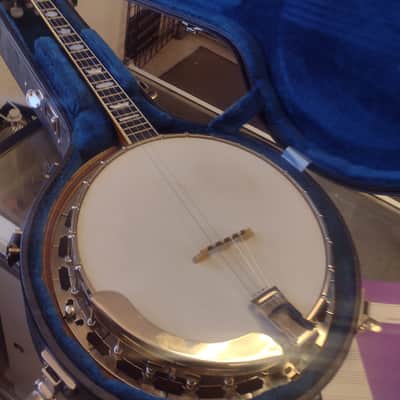 Vega C.F.Martin Tenor Banjo 1970-1979 - Metal and wood image 6