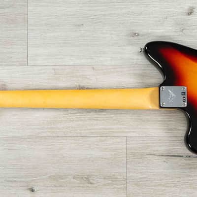 Fender Custom Shop 1967 Jazzmaster DLX Closet Classic Guitar, Rosewood Fingerboard, 3-Color Sunburst image 7