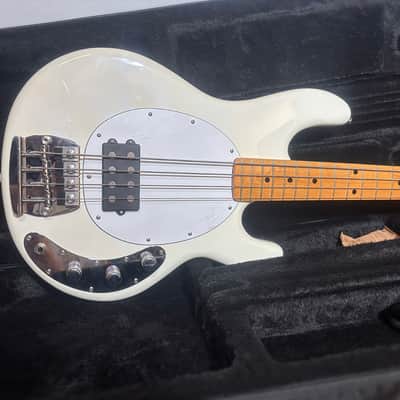 Ernie Ball Music Man Stingray Retro 70s 2024 - White - MINT image 2