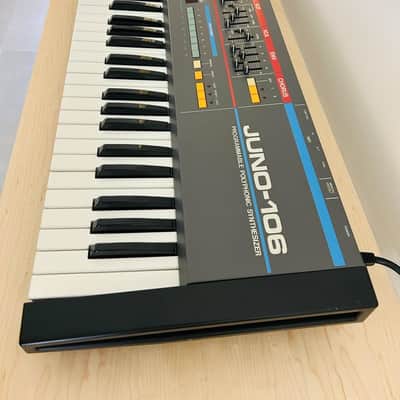 Roland Juno-106 61-Key Programmable Polyphonic Synthesizer 1984 - 1985 - Black image 2