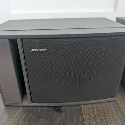 Vintage High Fidelity BOSE 141 Bookshelf Speaker Pair 40 Watts (Late 90's / Early 2000's) image 7