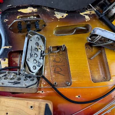 Fender Bass VI from 1961 in sunburst finish with case image 13