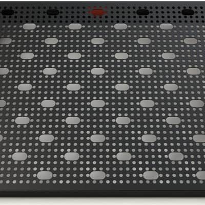 Temple Audio TRIO 21 Pedalboard, 21" x 16.5", Temple Red image 6