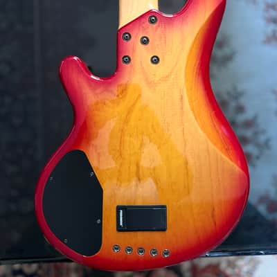 Lakland Skyline 5502 2005 - Cherry Burst image 3