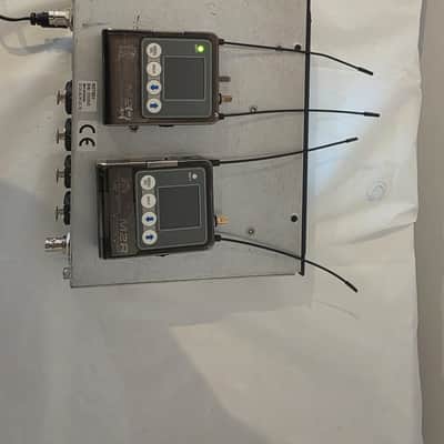 Lectrosonics M2T IEM Digital Half-Rack Transmitter with Dante & Duet IEM Kit with 2X M2R Receivers image 8