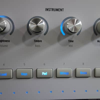 Arturia AstroLab 61-Key Stage Keyboard 2025 - Present - White image 13