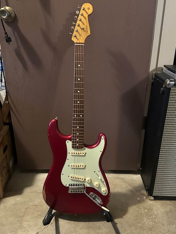 Fender CME Special Edition Road Worn Stratocaster 2021 - Candy Apple Red