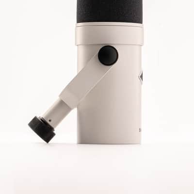 Universal Audio UNA-SD-1 Dynamic Vocal and Instrument Microphone image 3