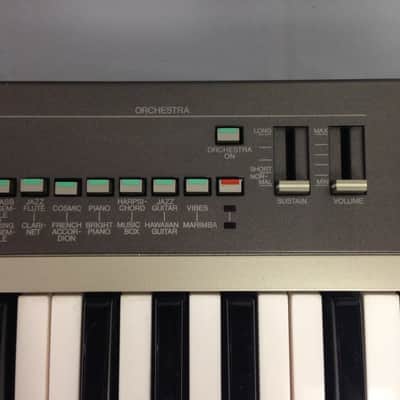 Yamaha PS-55 49-Key Digital Keyboard White image 5