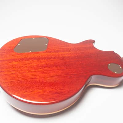 *** Gibson Custom Shop Les Paul Standard '56 Reissue 2022 - Vintage Sunburst with Bigsby A Gentleman's Les Paul image 15