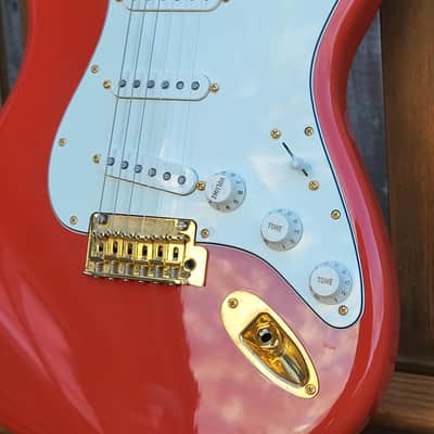 Fender FSR Tribute Stratocaster Fiesta Red (Limited Edition) Electric Guitar image 5