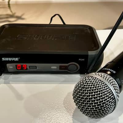 Shure PGX24/SM58 - Wireless Microphone System - H6 Band (524 - 542 MHz) image 1
