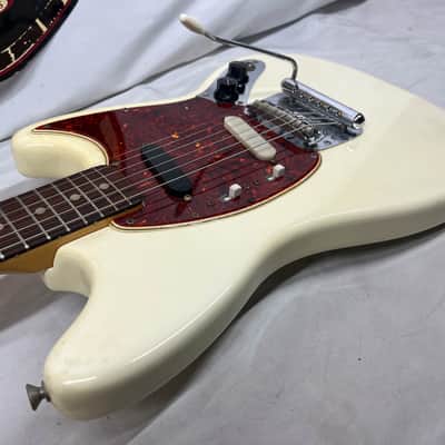 Fender Mustang 1967 Electric Guitar - Non-Original Neck Pickup image 20