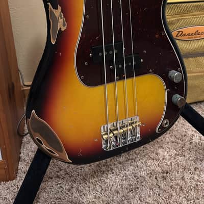 Fender 1963 Vintage Reissue P-bass 2017 - Crucible Professional Relic image 3