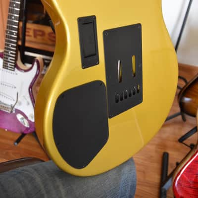 Ernie Ball Music Man James Valentine, 2018, OHSC, Great condition, Gold metallic image 12