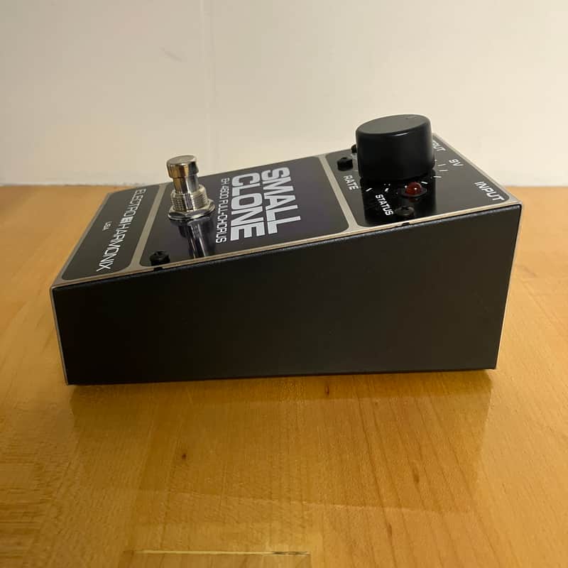 Electro-Harmonix EH4600 Small Clone Full-Chorus 2000 - Present