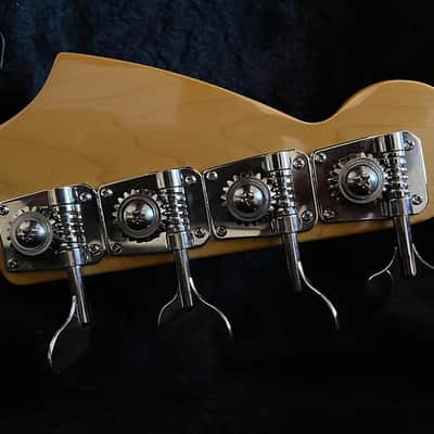 Fender Mustang Bass 2000's - Olyimpic White image 4