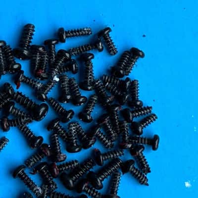 Immagine BEHRINGER UMX610 U-Control MIDI Keyboard Parts: Random Board and Body Screws - 5