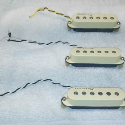 Orig Fender  Hot Noiseless Strat  Pickup Set  #053336/ #053326 image 9
