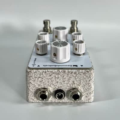BD-TH Preamp (white knob) | The Sound of Justice FX image 4