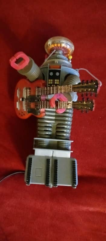 SG double neck Played by Robbie the Robot image 1