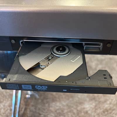 Roland VS-2480DVD 12oGB SSD, 2x VS8F-2 effects cards - VS 2480 DVD CD image 4