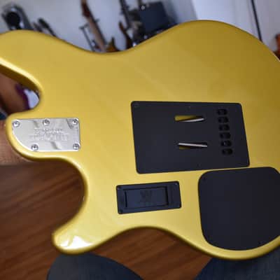 Ernie Ball Music Man James Valentine, 2018, OHSC, Great condition, Gold metallic image 10