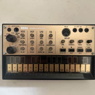 Korg Volca Keys Analog Loop Synthesizer 2013 - Present - Gold/Black image 1