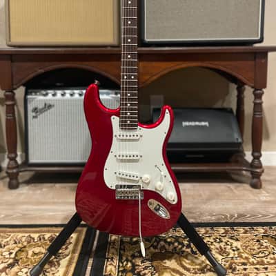 Fender American Professional Stratocaster with Rosewood Fretboard 2017 - 2019 - Candy Apple Red image 1