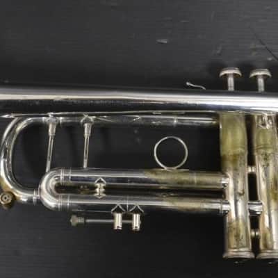 Trompeta Sib Bach Stradivarius 37 Corporation en muy buen estado image 2