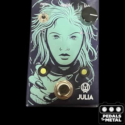 Walrus Audio Julia Chorus / Vibrato V2 Limited Edition - Luna Series 2020 - Black - X17807 image 2